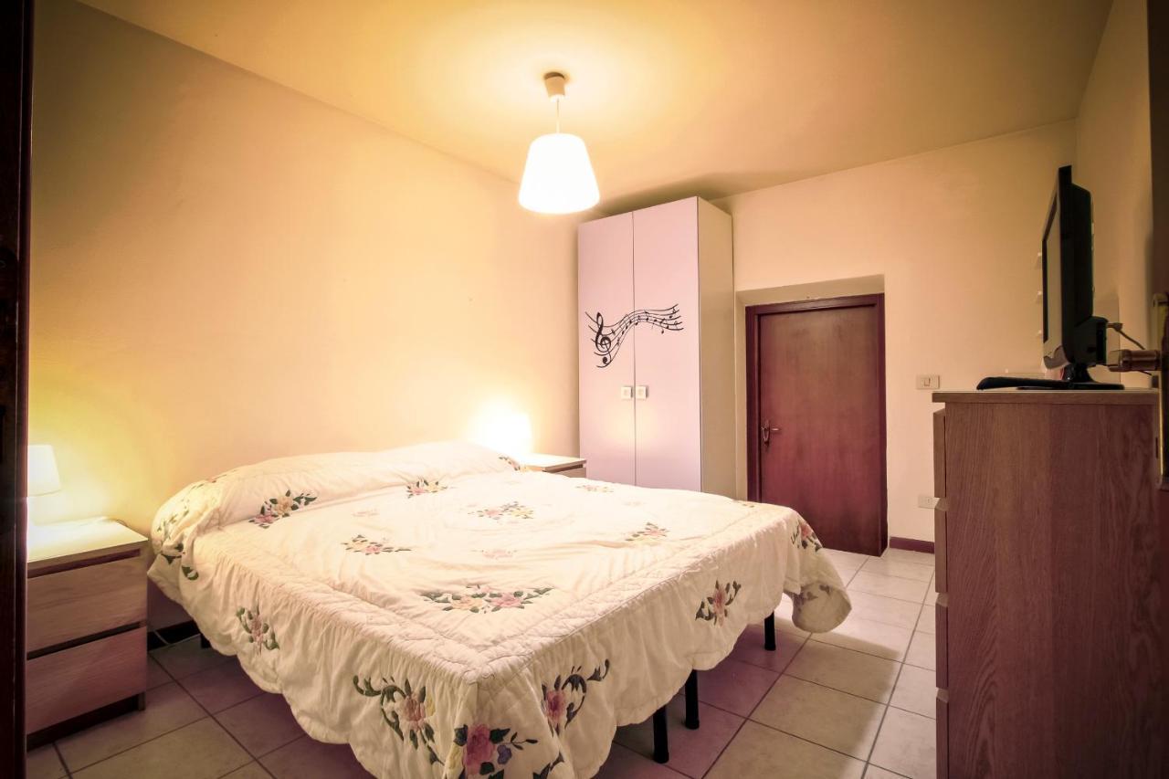 Colombare Suite - Italian Homing Sirmione Bagian luar foto