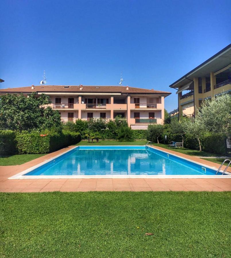 Colombare Suite - Italian Homing Sirmione Bagian luar foto